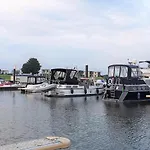 Marina Strandbad Aan Het Oever Mit Zaun Haus Nr 135 Сasa de vacaciones *