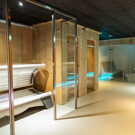 Marina Strandbad Aan Het Oever Mit Zaun Haus Nr 135 Olburgen