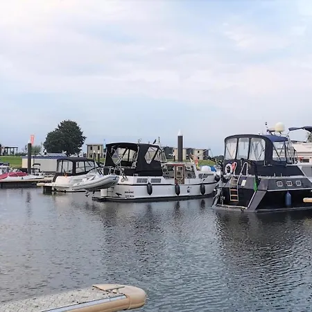 Marina Strandbad Aan Het Oever Mit Zaun Haus Nr 135 Ferienhaus *