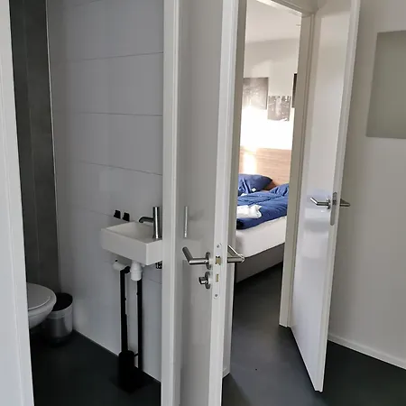 Marina Strandbad Aan Het Oever Mit Zaun Haus Nr 135