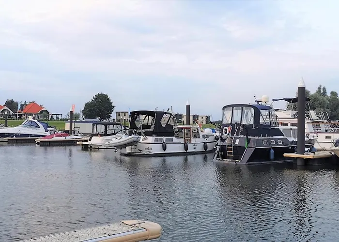 Marina Strandbad Aan Het Oever Mit Zaun Haus Nr 135 Сasa de vacaciones *