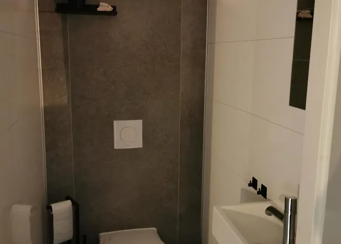 Marina Strandbad Aan Het Oever Mit Zaun Haus Nr 135 *