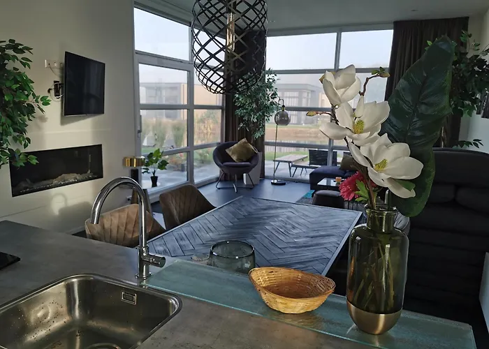 Marina Strandbad Aan Het Oever Mit Zaun Haus Nr 135