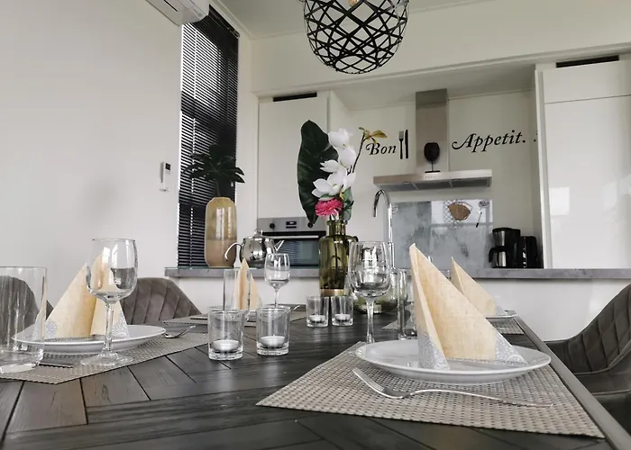 Marina Strandbad Aan Het Oever Mit Zaun Haus Nr 135 *