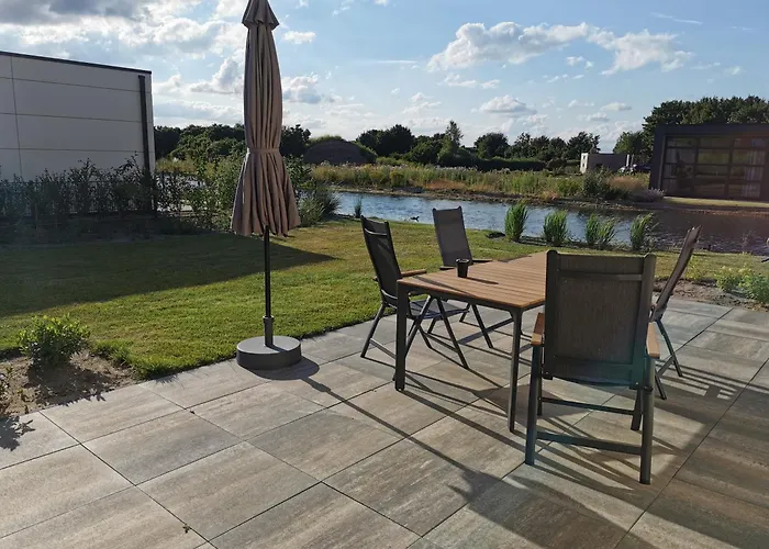 Marina Strandbad Aan Het Oever Mit Zaun Haus Nr 135 Olburgen