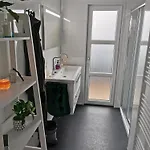 Marina Strandbad Aan Het Oever Mit Zaun Haus Nr 135 度假居